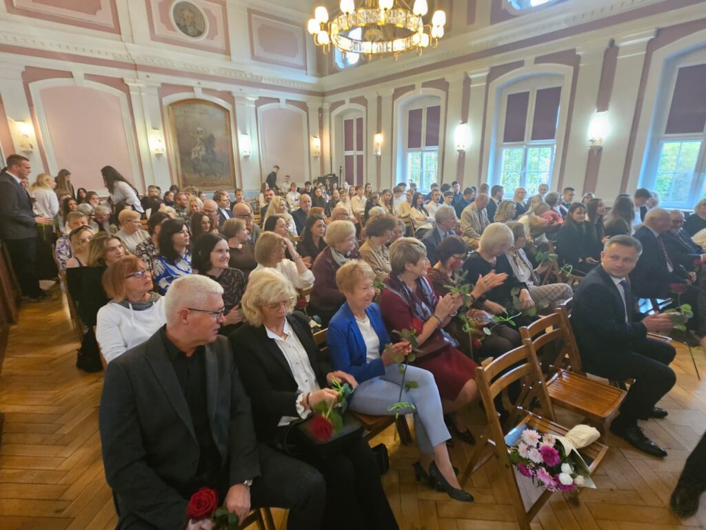 24da6fbe-f735-4199-9826-97e69425d721