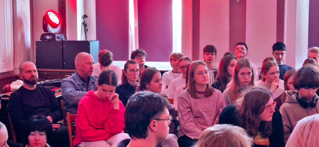 45311573-259a-4269-afe7-76856ed1b81d